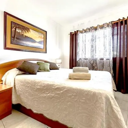 Apartment With One Bedroom In Costa Adeje With Wonderful Mountain View Shared Pool And Wifi Playa de las Americas (Tenerife)